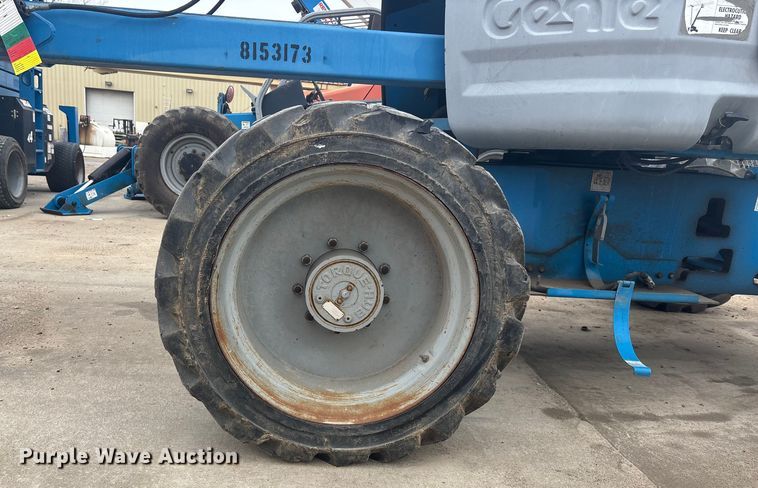 image for item FG1727 2005 Genie Z-45/25J boom lift