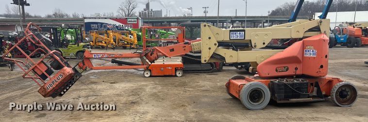 image for item FG1728 2005 JLG E400AJP  boom lift