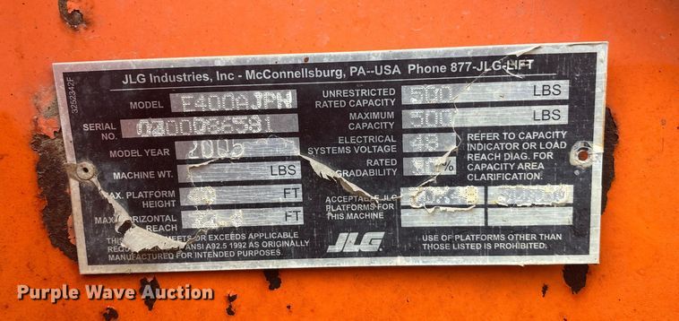 image for item FG1728 2005 JLG E400AJP  boom lift