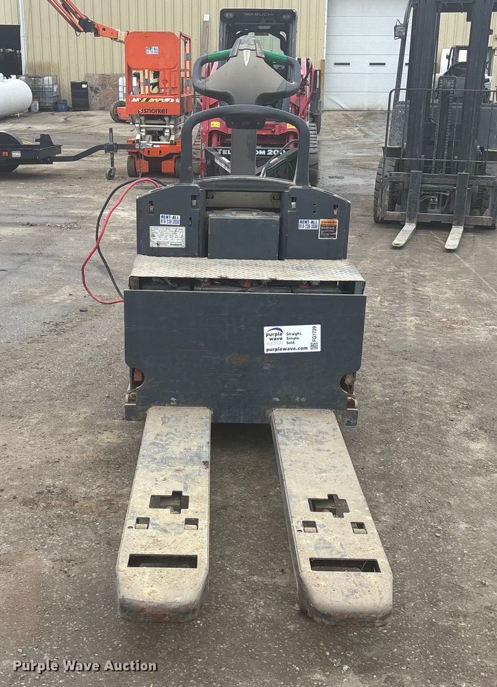 image for item FG1729 2007 Jungheinrich ECR 327 pallet jack