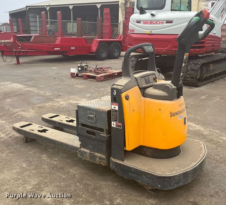 image for item FG1729 2007 Jungheinrich ECR 327 pallet jack