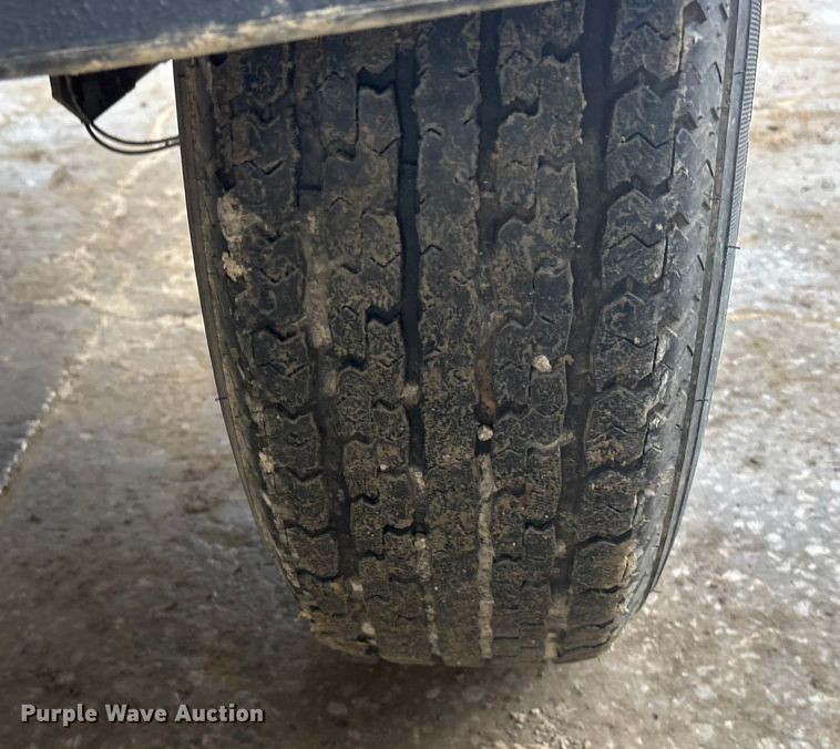 image for item FG1734 2012 Doosan P260 HP 220 air compressor