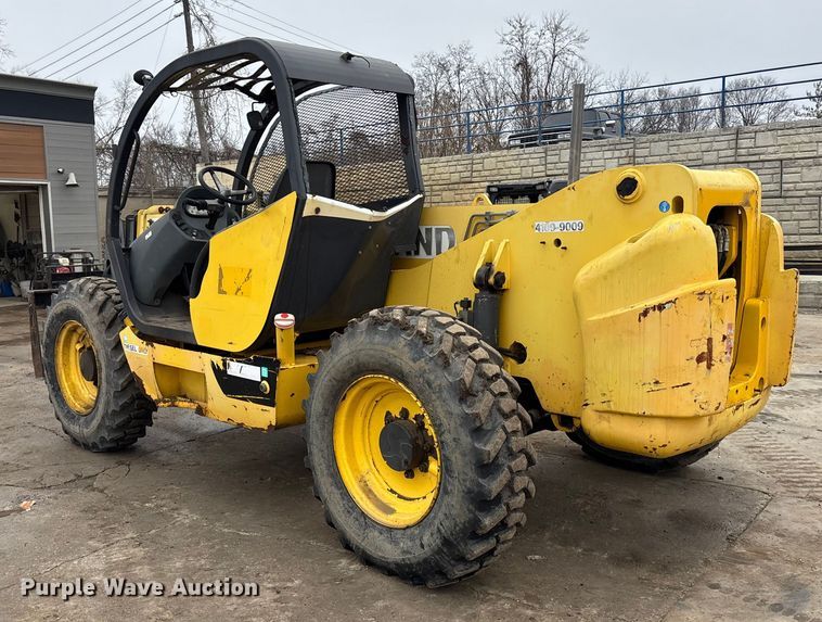 image for item FG1735 New Holland M459 telehandler