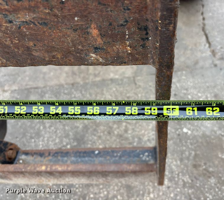 image for item FG1735 New Holland M459 telehandler