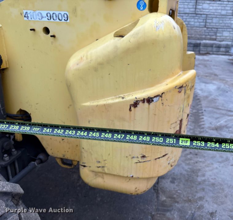 image for item FG1735 New Holland M459 telehandler