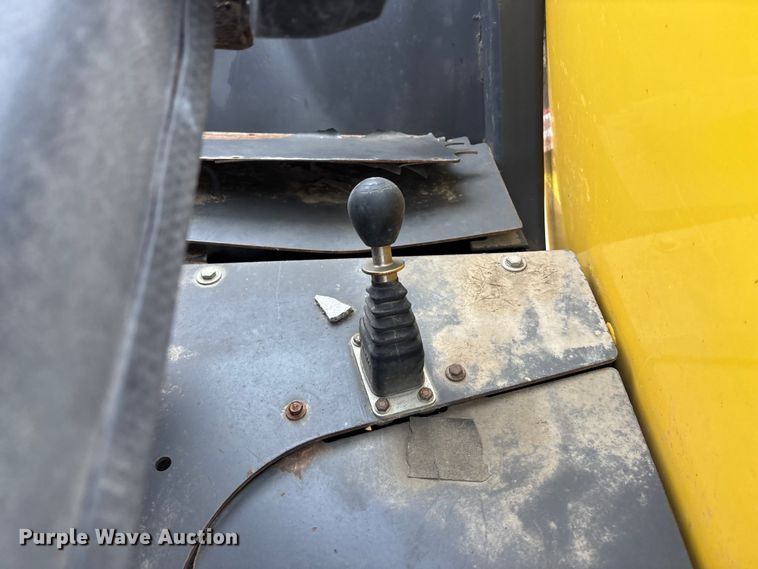 image for item FG1735 New Holland M459 telehandler