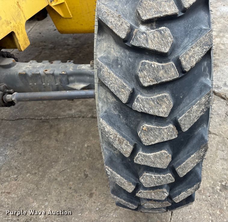 image for item FG1735 New Holland M459 telehandler