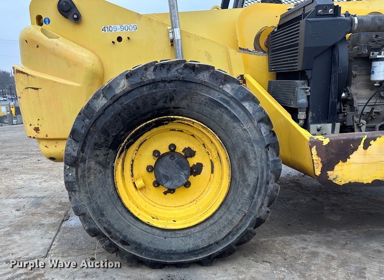 image for item FG1735 New Holland M459 telehandler