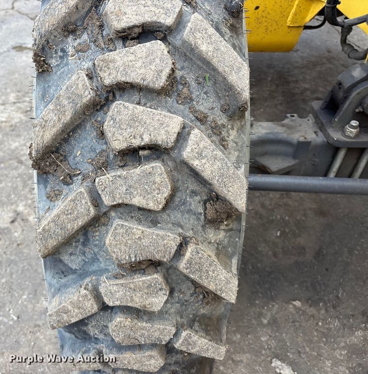 image for item FG1735 New Holland M459 telehandler