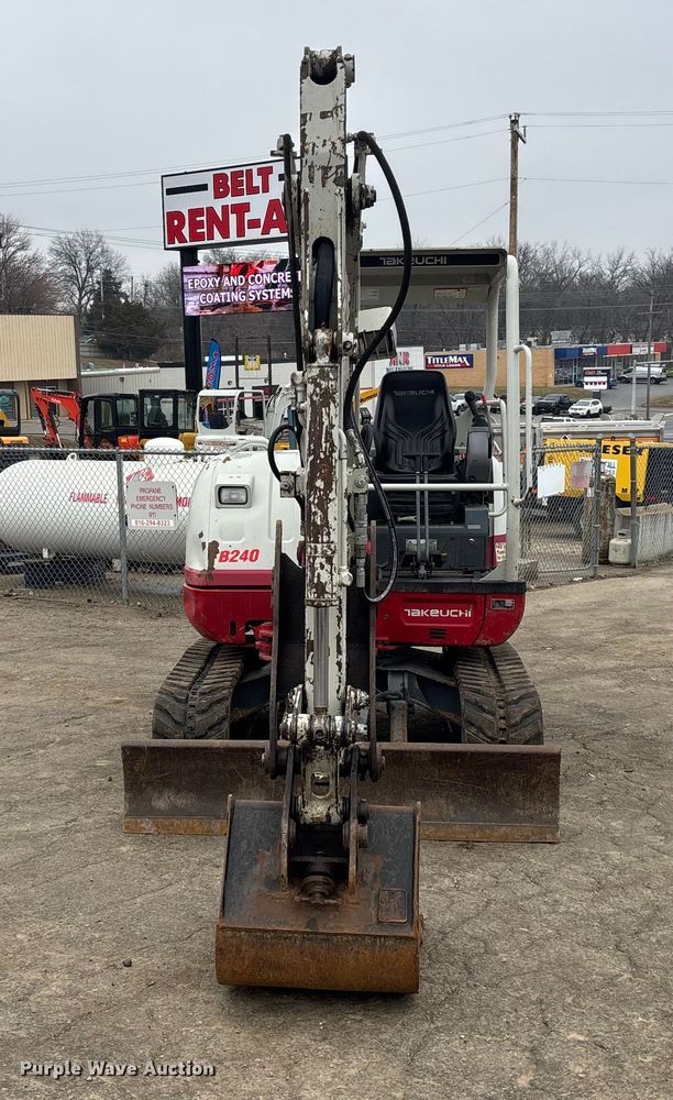 image for item FG1736 2017 Takeuchi TB240 mini excavator