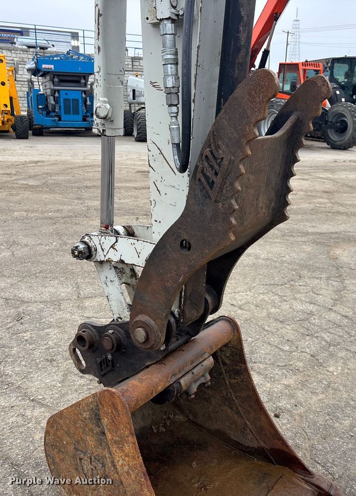 image for item FG1736 2017 Takeuchi TB240 mini excavator