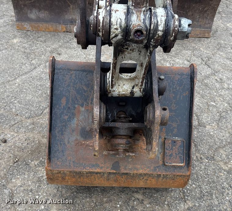 image for item FG1736 2017 Takeuchi TB240 mini excavator