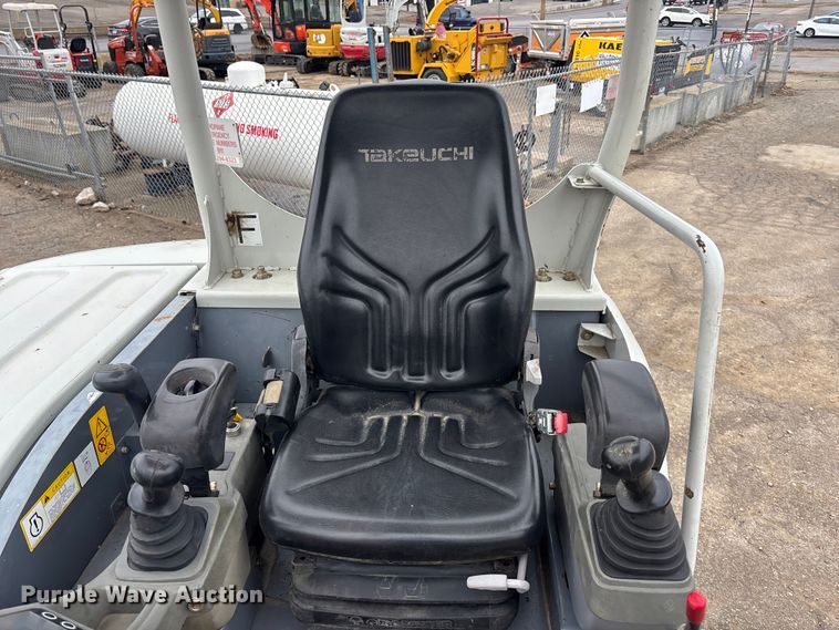 image for item FG1736 2017 Takeuchi TB240 mini excavator