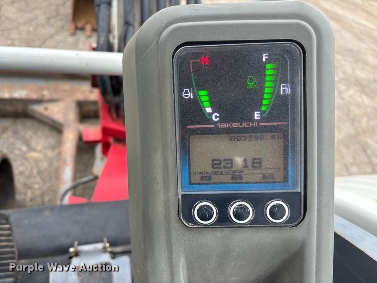 image for item FG1736 2017 Takeuchi TB240 mini excavator