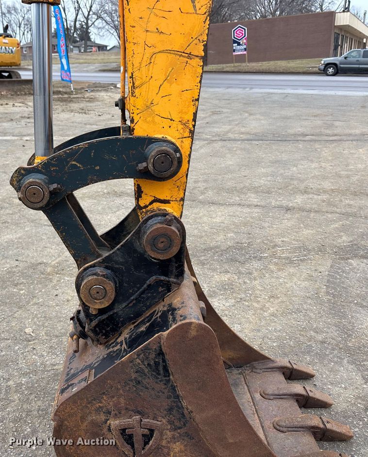 image for item FG1737 Hyundai Robes 35Z-9 mini excavator