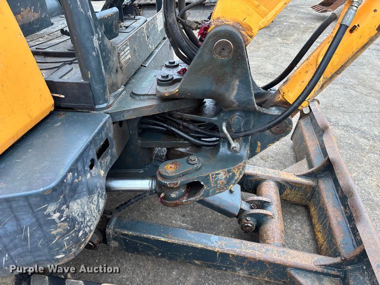 image for item FG1737 Hyundai Robes 35Z-9 mini excavator