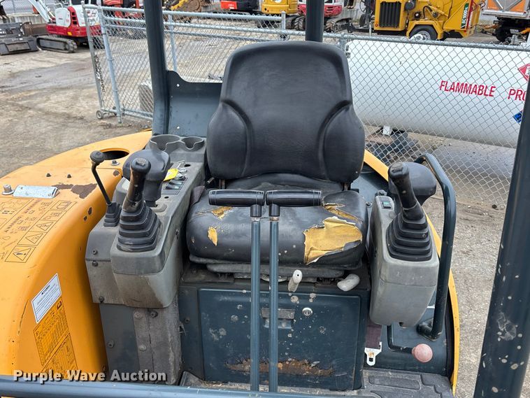 image for item FG1737 Hyundai Robes 35Z-9 mini excavator