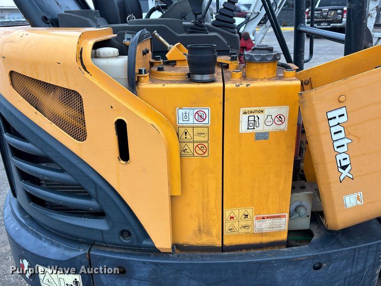 image for item FG1737 Hyundai Robes 35Z-9 mini excavator