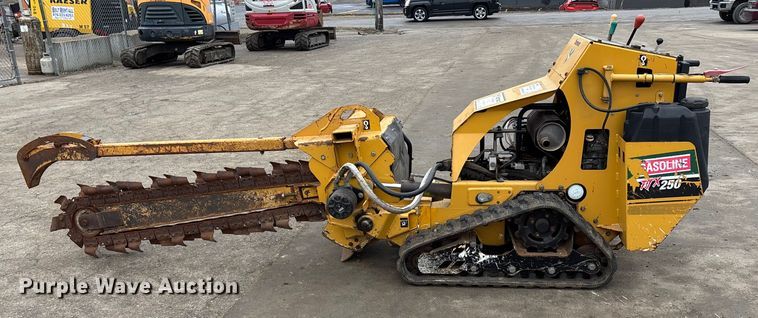 image for item FG1739 2014 Vermeer RTX250 Walk behind trencher