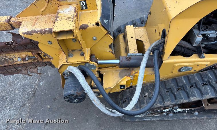 image for item FG1739 2014 Vermeer RTX250 Walk behind trencher