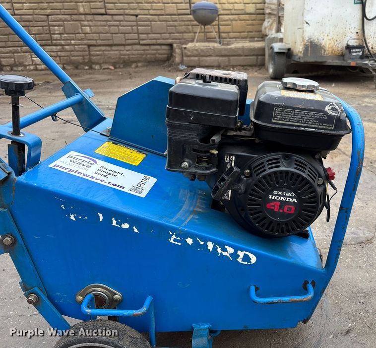 image for item FG1740 Bluebird H424 aerator