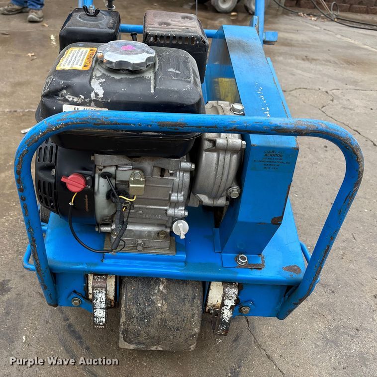 image for item FG1740 Bluebird H424 aerator