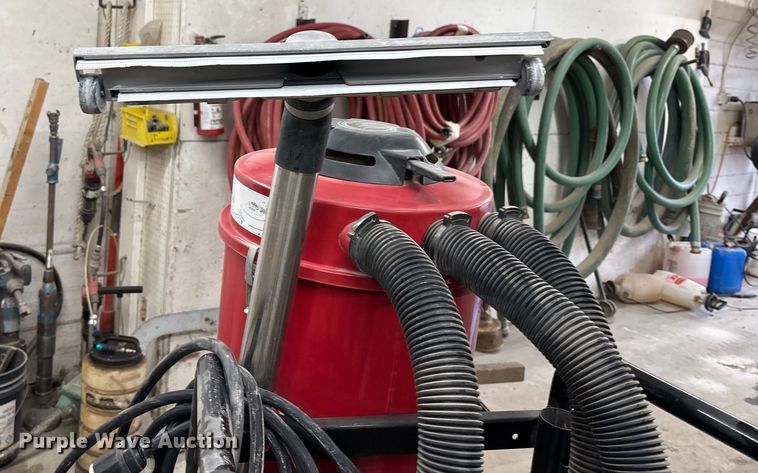 image for item FG1743 2015 Pullman Ermator S36 dust extractor