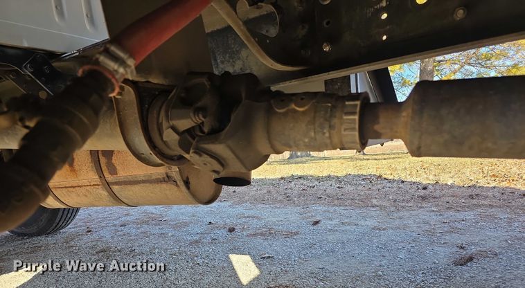 image for item FI0815 1998 International 4700 dump truck