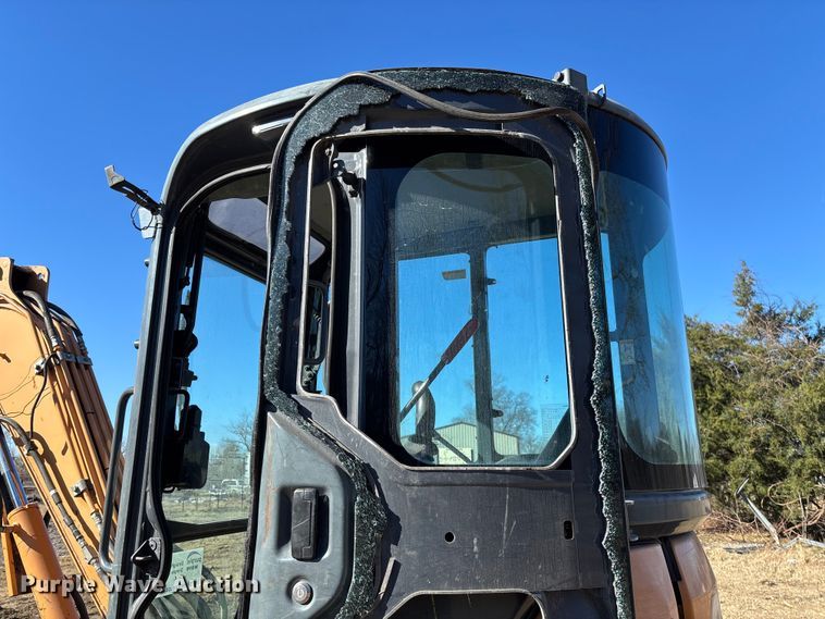 image for item FI1573 2016 Case CX36B mini excavator