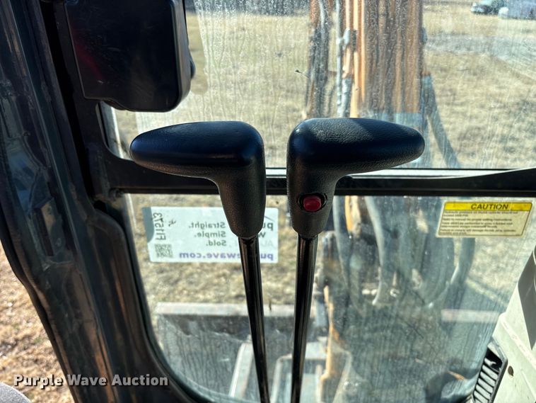 image for item FI1573 2016 Case CX36B mini excavator