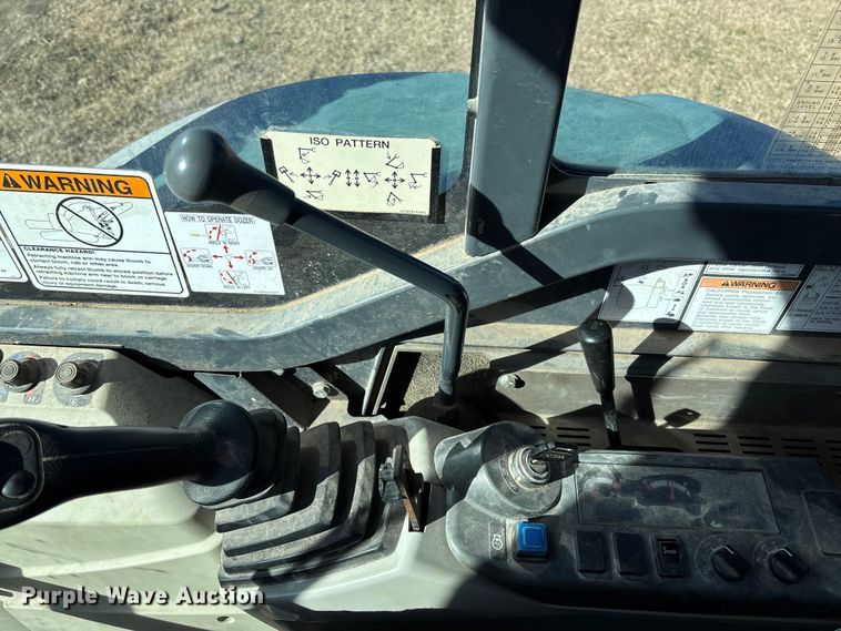 image for item FI1573 2016 Case CX36B mini excavator