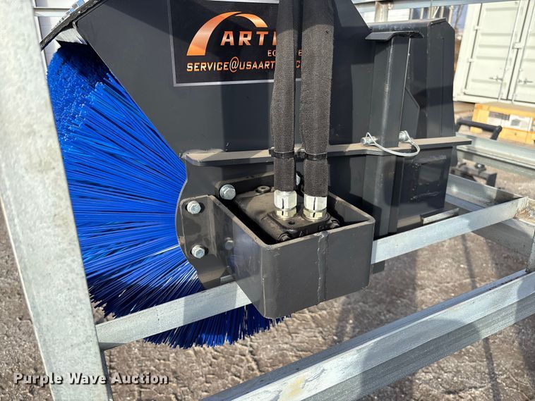 image for item FI1583 2025 Arteer ASSB-72W skid steer broom