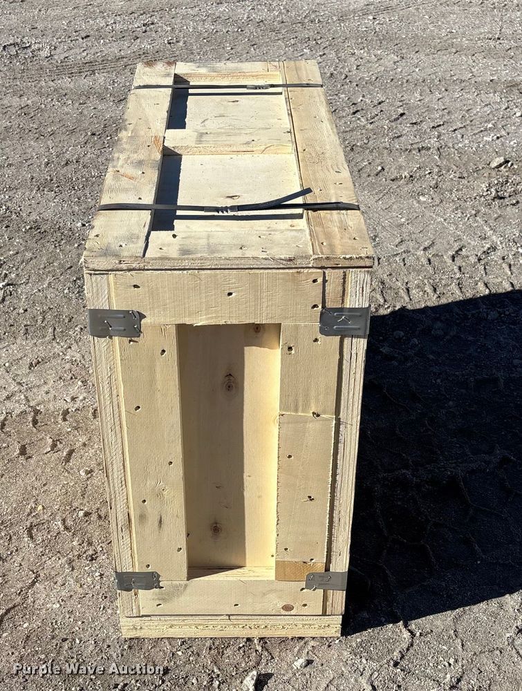 image for item FI1596 PC400 breaker