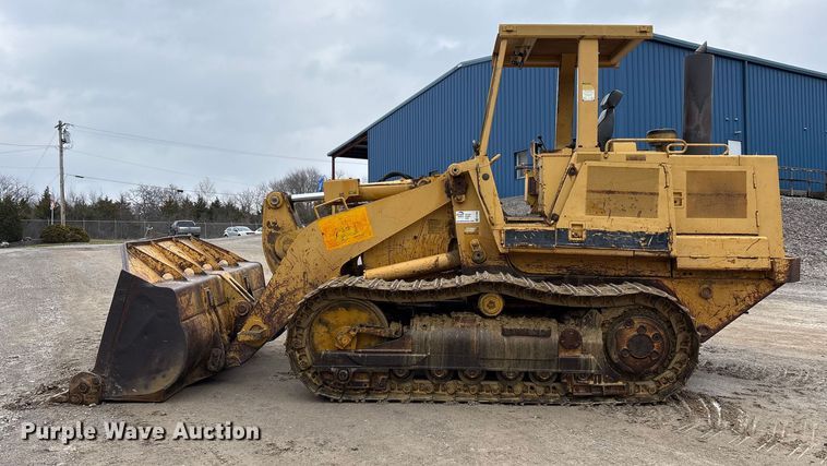 image for item FK1059 1994 Caterpillar 953B track loader