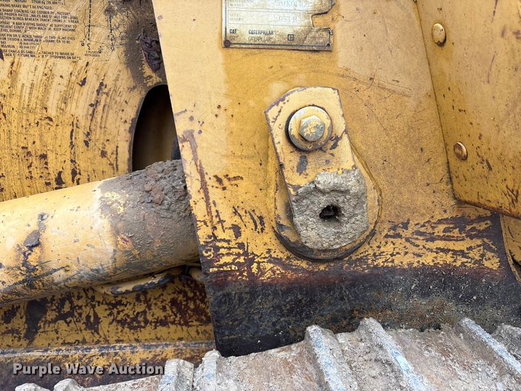 image for item FK1059 1994 Caterpillar 953B track loader