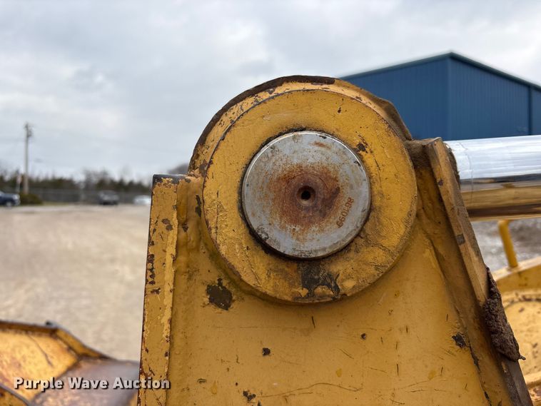 image for item FK1059 1994 Caterpillar 953B track loader