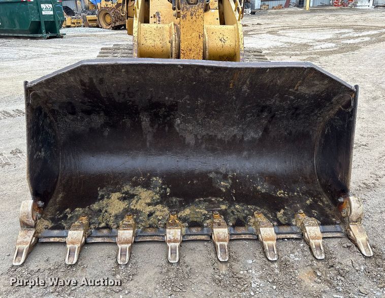 image for item FK1059 1994 Caterpillar 953B track loader