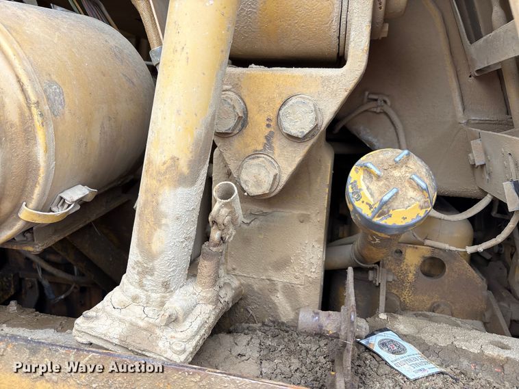 image for item FK1059 1994 Caterpillar 953B track loader