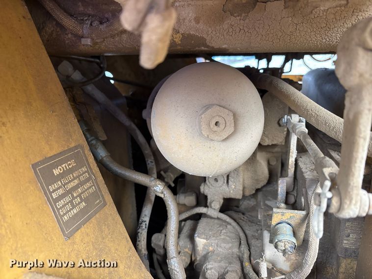 image for item FK1059 1994 Caterpillar 953B track loader