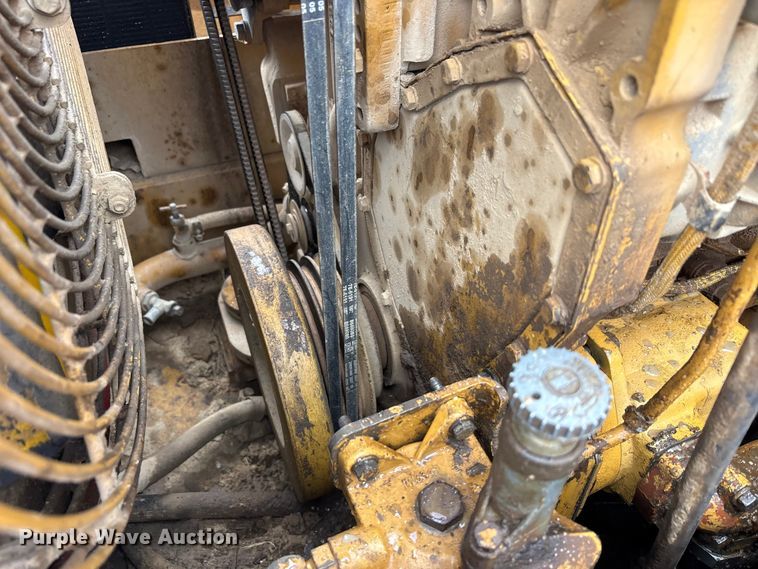image for item FK1059 1994 Caterpillar 953B track loader