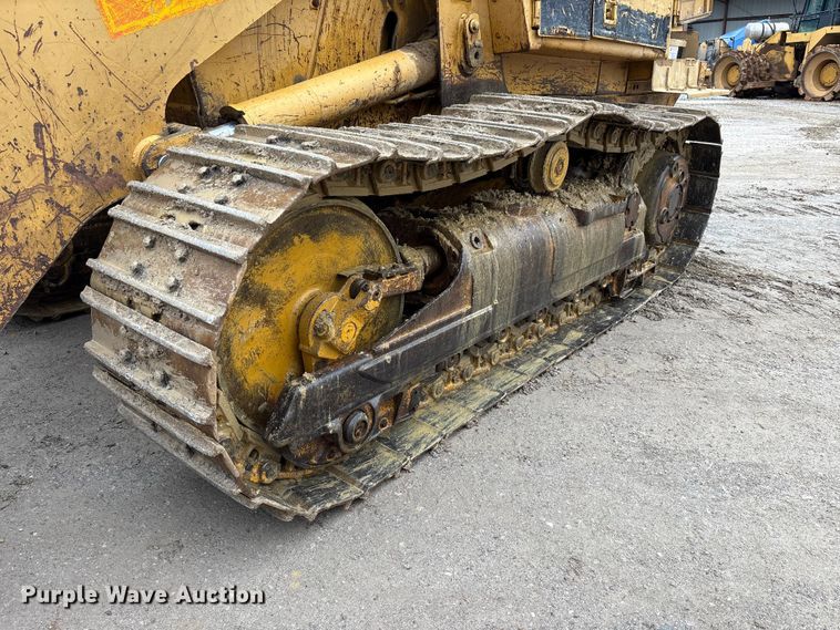 image for item FK1059 1994 Caterpillar 953B track loader