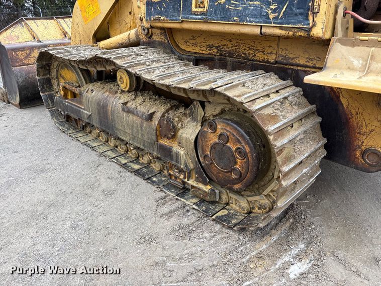 image for item FK1059 1994 Caterpillar 953B track loader