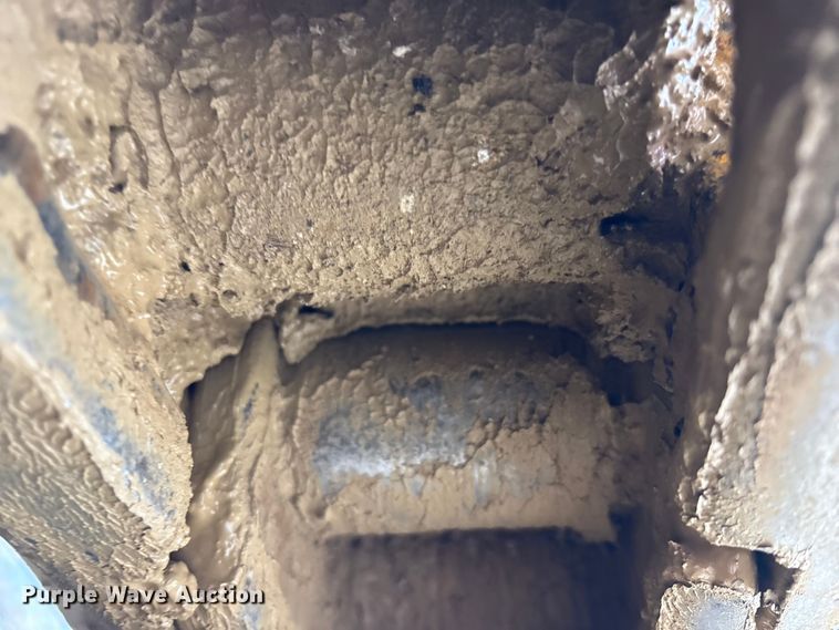 image for item FK1059 1994 Caterpillar 953B track loader