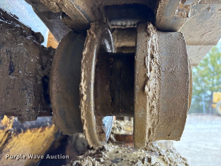 image for item FK1059 1994 Caterpillar 953B track loader