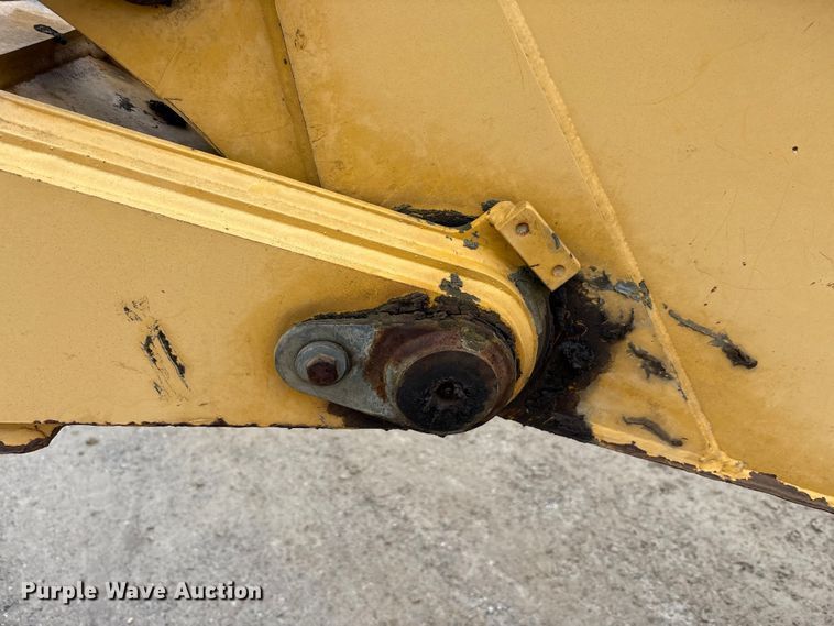 image for item FK1060 2000 John Deere 310SE backhoe