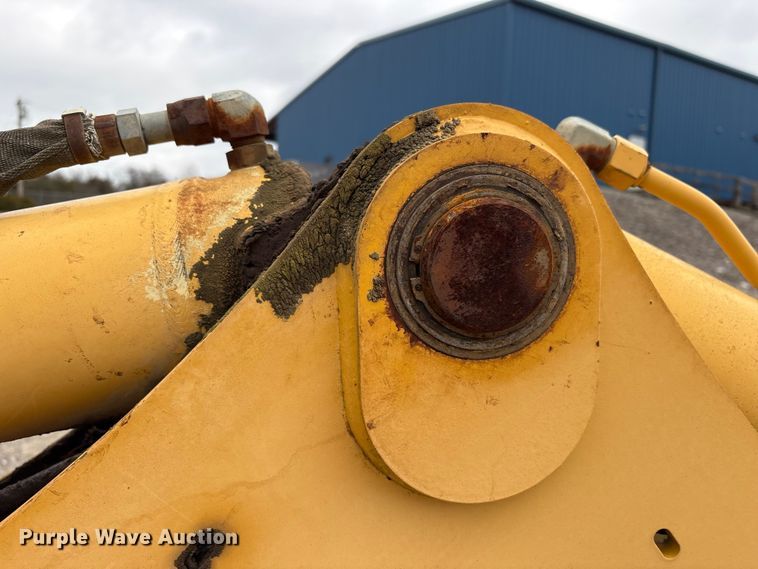 image for item FK1060 2000 John Deere 310SE backhoe