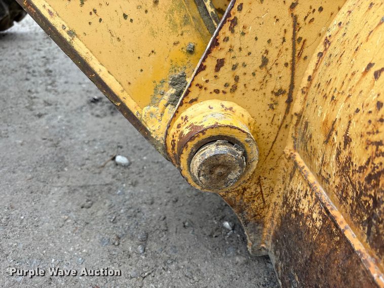 image for item FK1060 2000 John Deere 310SE backhoe