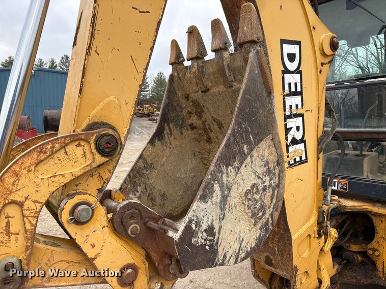 image for item FK1060 2000 John Deere 310SE backhoe