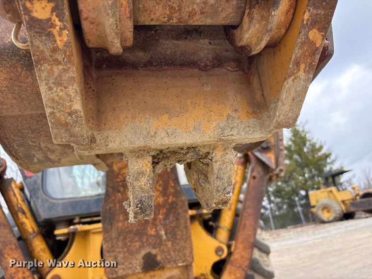 image for item FK1060 2000 John Deere 310SE backhoe