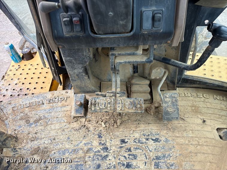 image for item FK1060 2000 John Deere 310SE backhoe